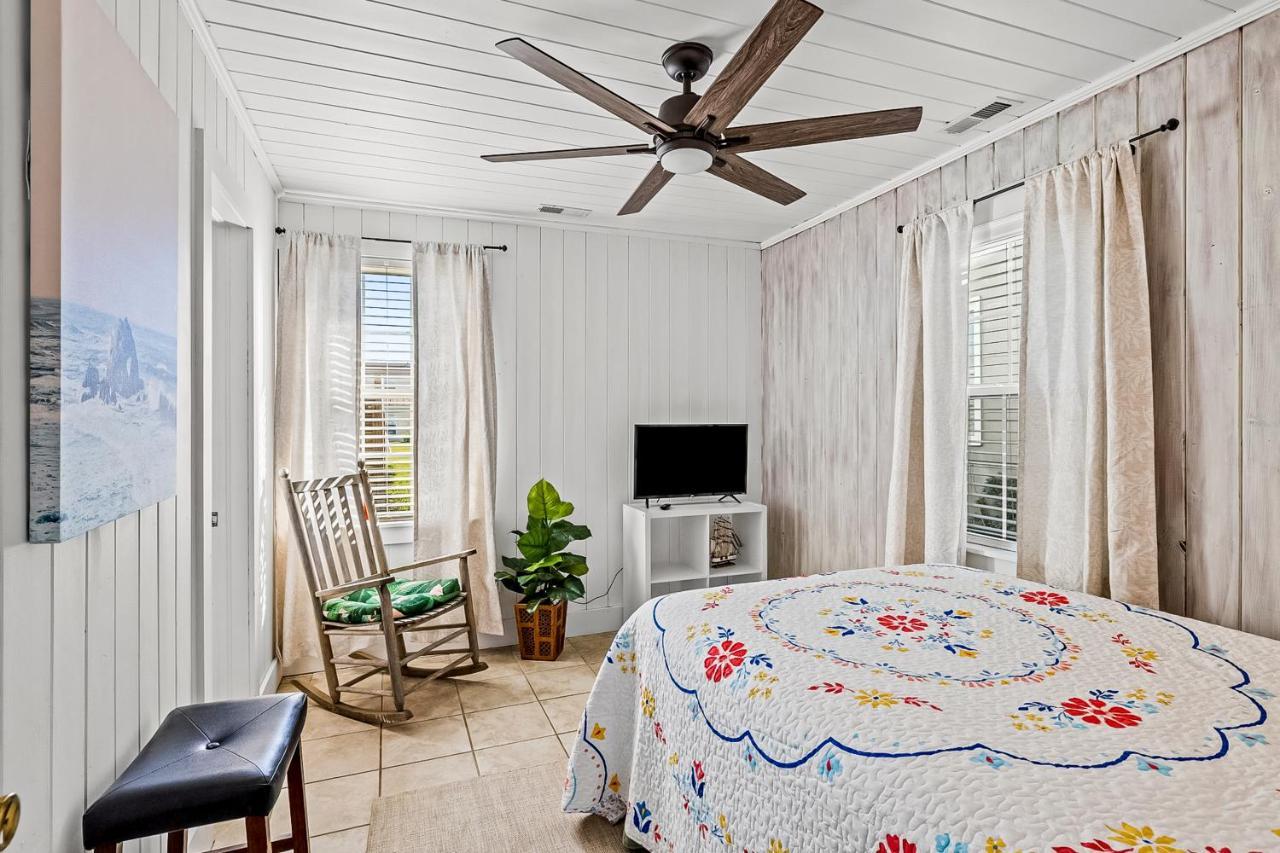 Charming Cottage アトランティック・ビーチ エクステリア 写真