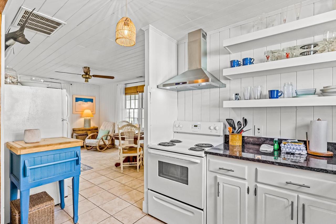Charming Cottage アトランティック・ビーチ エクステリア 写真