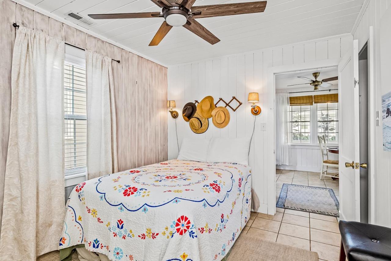 Charming Cottage アトランティック・ビーチ エクステリア 写真